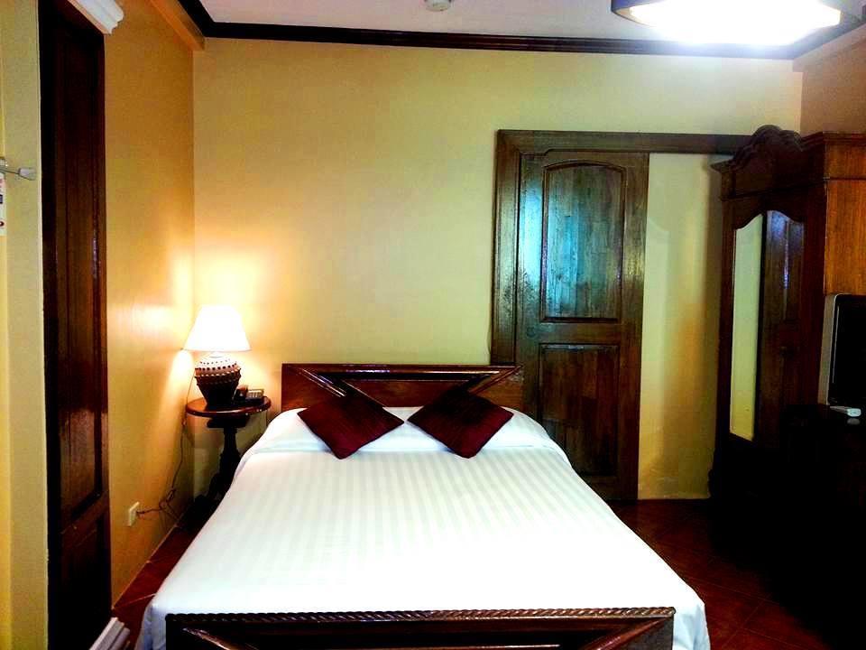 True Home Hotel Balabag Kültér fotó